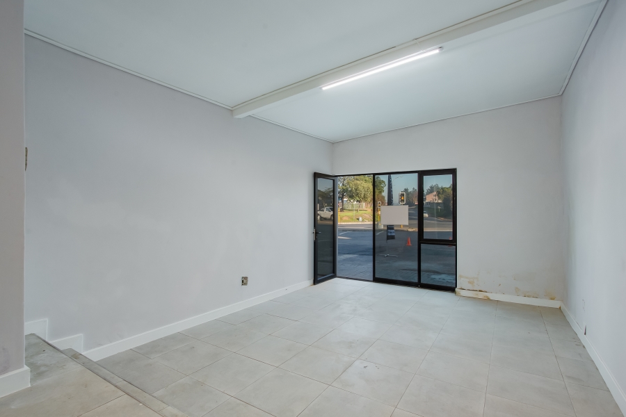 To Let Commercial Property for Rent in Wellington North Western Cape